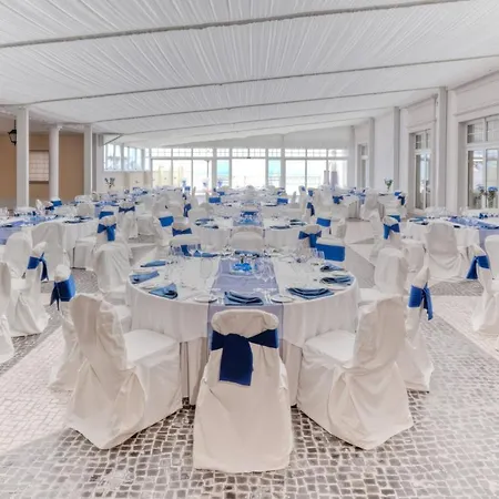 Hotel D'el Rey Marriott Golf &