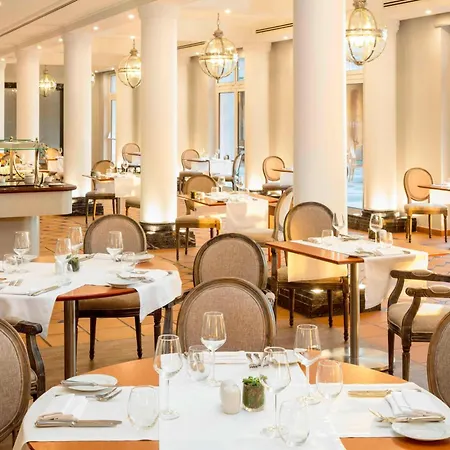 프라이아 델 레이 메리어트 골프&비치 호텔